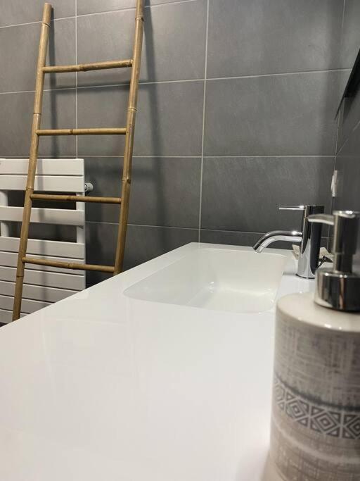 B32- T3-Les Hauts Du Port-Parking-Clim-Wifi-50M Du Port Bonifacio  Luaran gambar